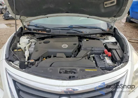 2015 Nissan Altima 2.5 from USA, damaged, VIN 1N4AL3AP9FN340130